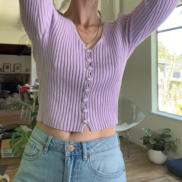 Buttoned Cardigan - Picture 3 of 3